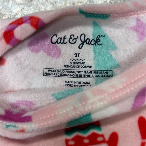Cat & Jack Christmas velour pjs - Picture 3 of 3